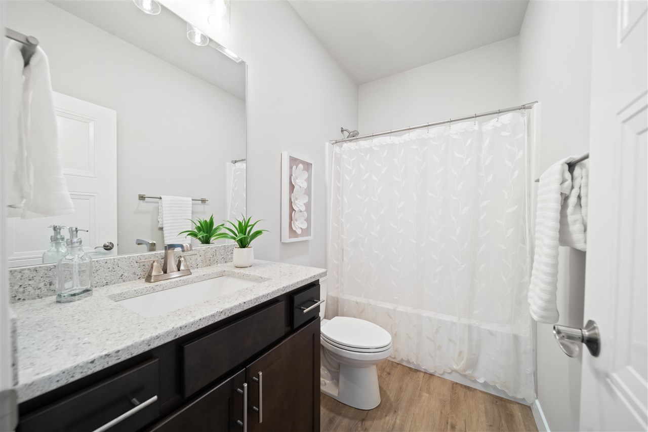1275 Berkshire Lane North Liberty IA 52317