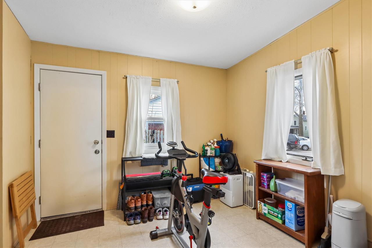 510 N Dodge Iowa City IA 52245