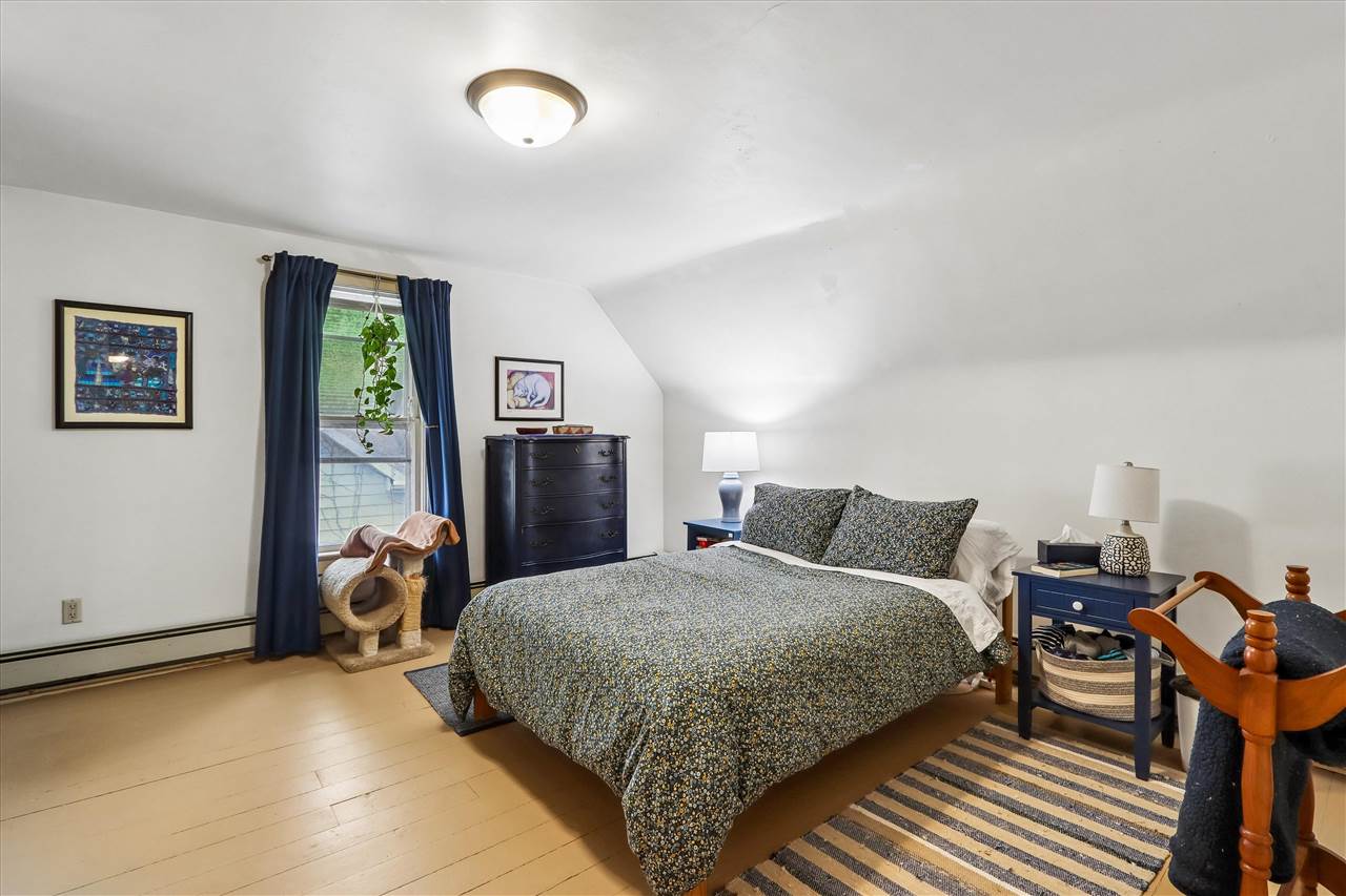 510 N Dodge Iowa City IA 52245