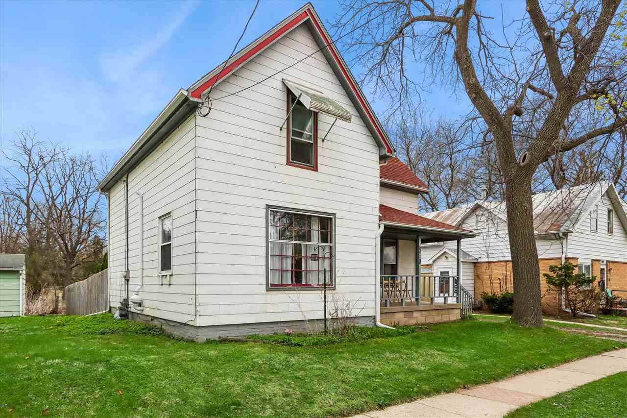 510 N Dodge Iowa City IA 52245