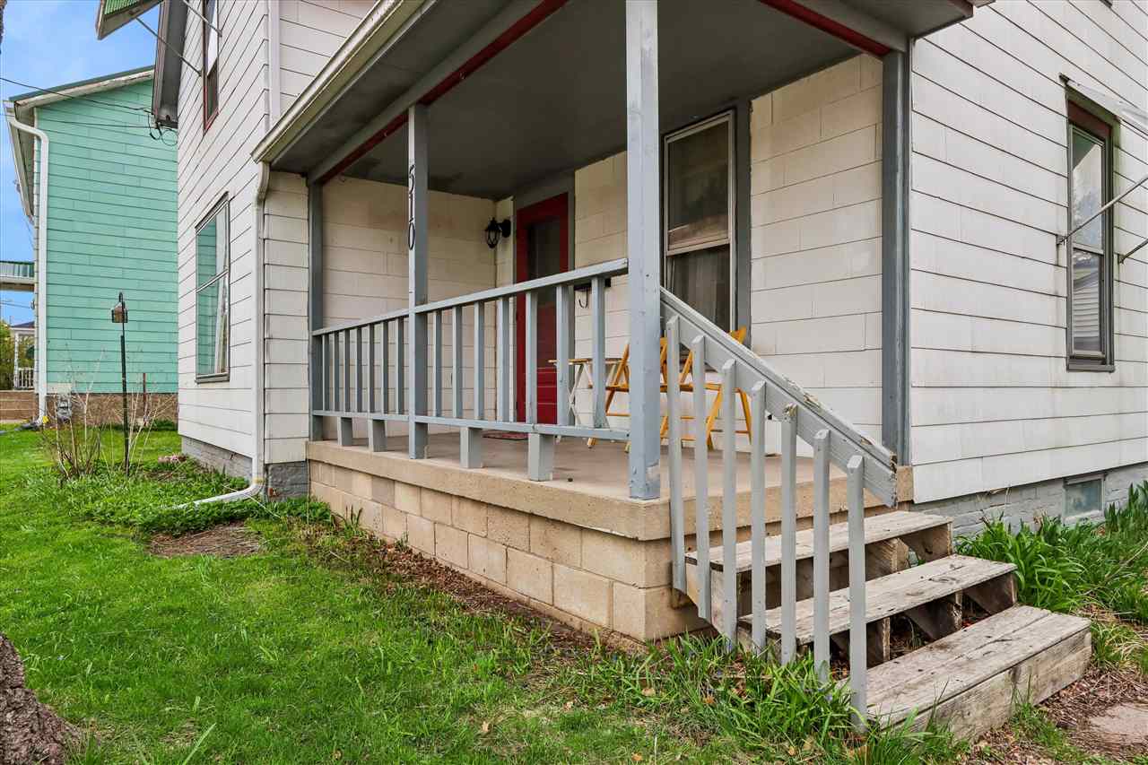 510 N Dodge Iowa City IA 52245