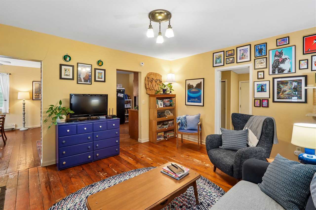 510 N Dodge Iowa City IA 52245