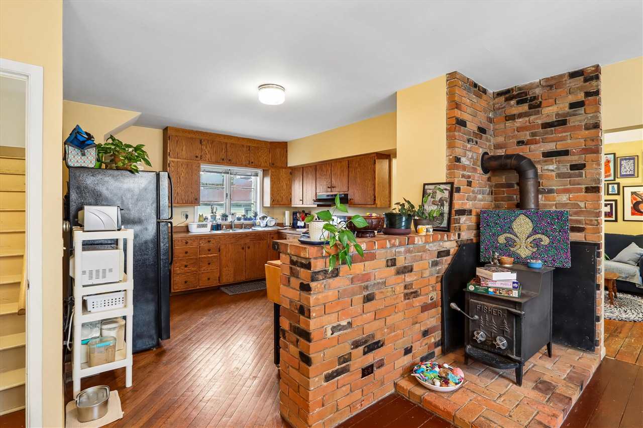 510 N Dodge Iowa City IA 52245