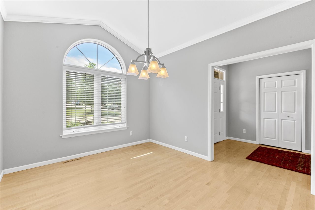 86 Donegal Place Iowa City IA 52246