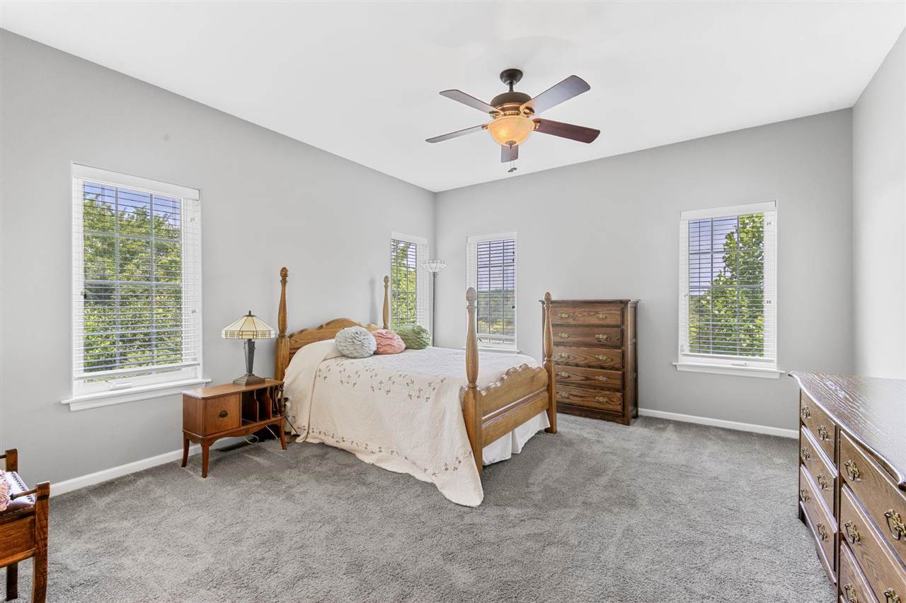 86 Donegal Place Iowa City IA 52246