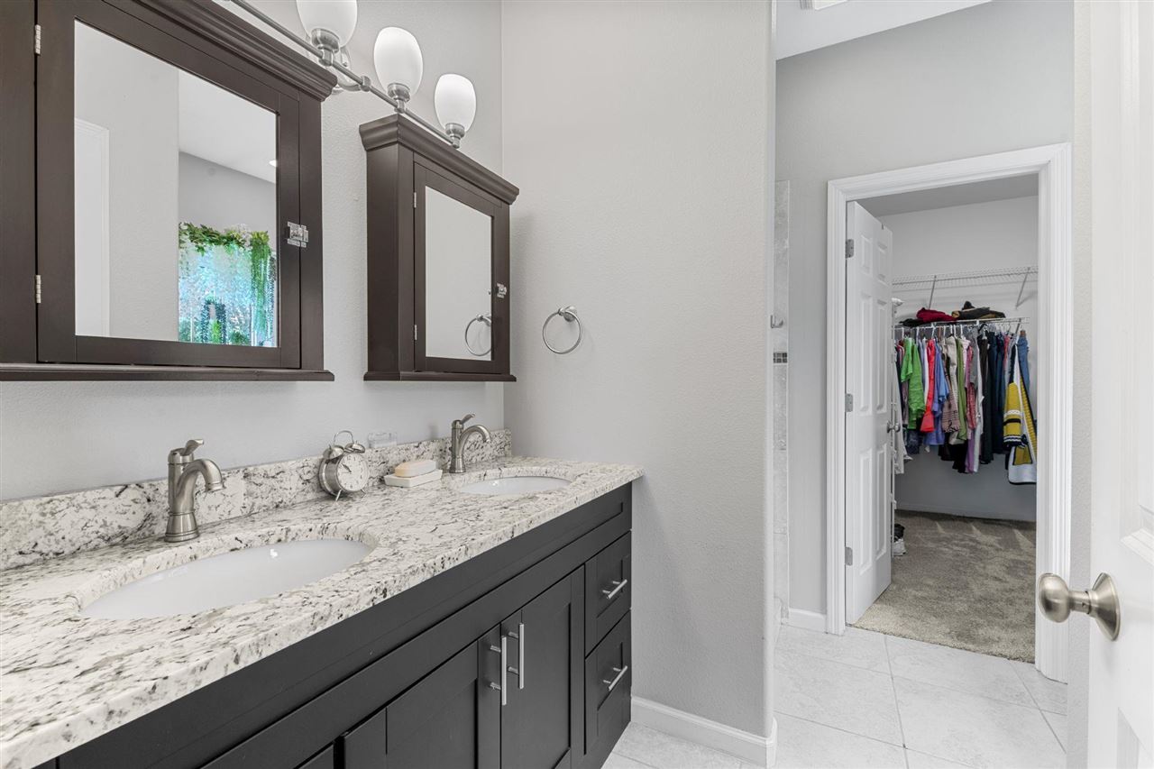 86 Donegal Place Iowa City IA 52246