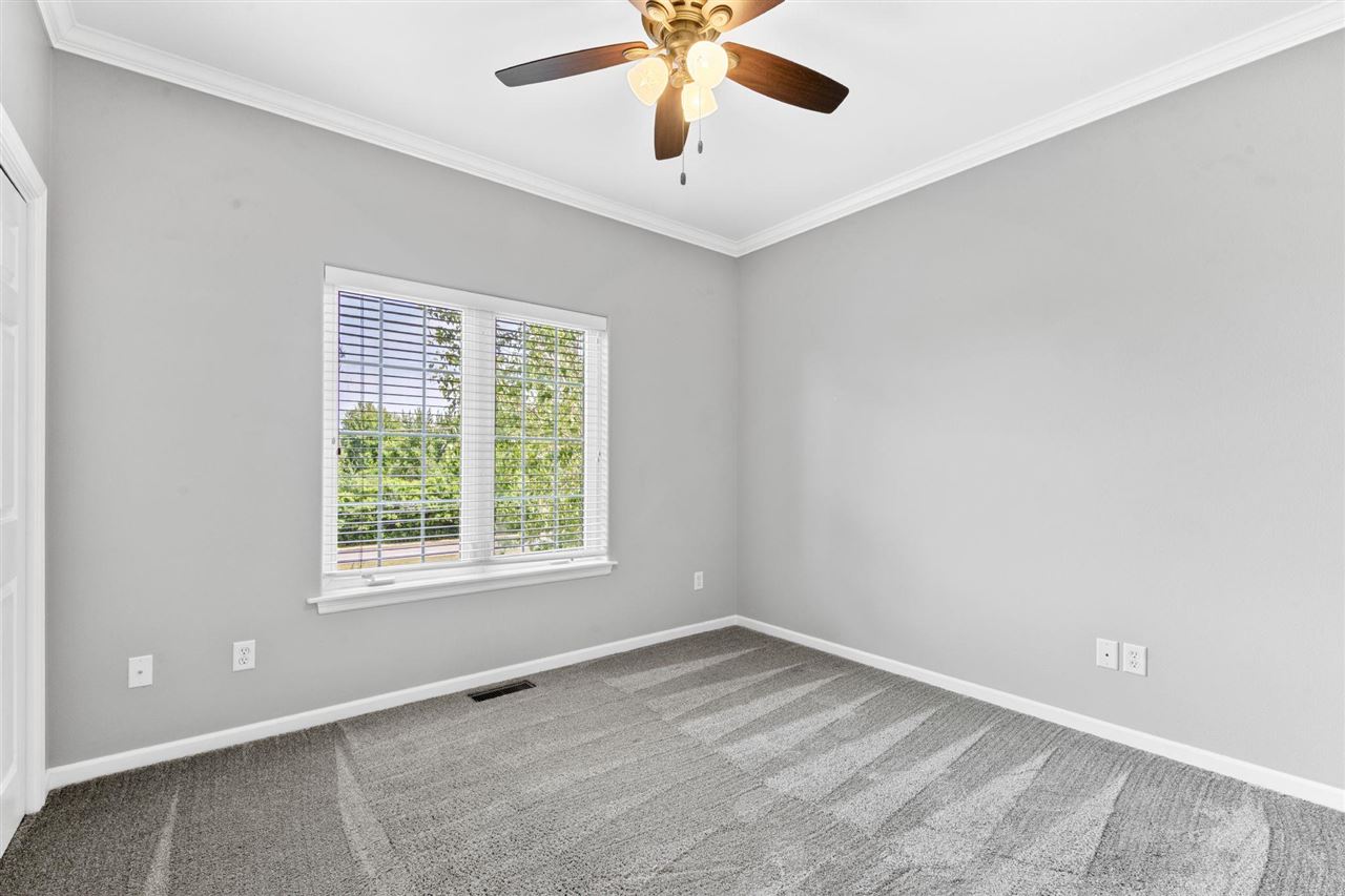 86 Donegal Place Iowa City IA 52246