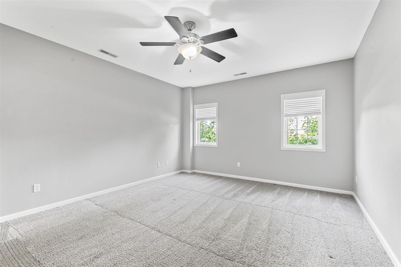 86 Donegal Place Iowa City IA 52246