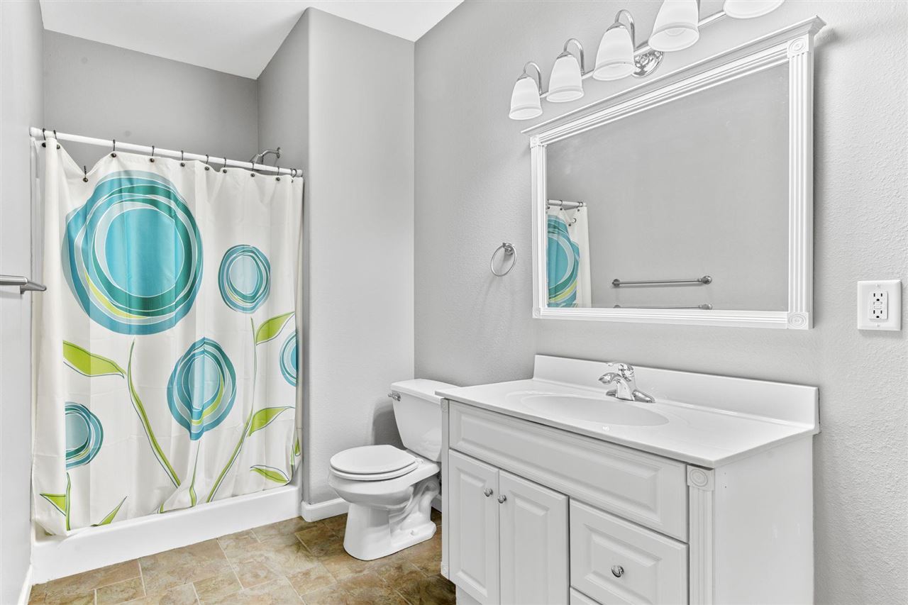 86 Donegal Place Iowa City IA 52246