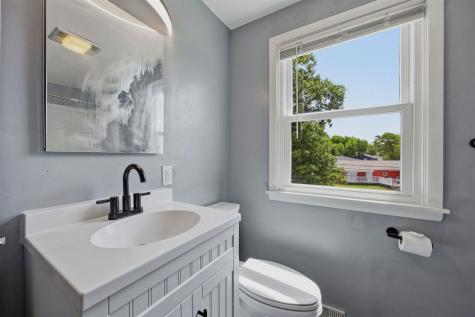 3858 Terrace Hill Drive Cedar Rapids IA 52402