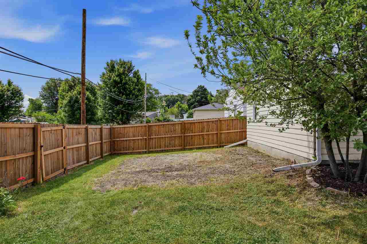3858 Terrace Hill Drive Cedar Rapids IA 52402
