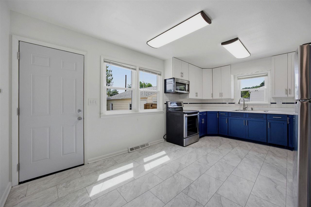 3858 Terrace Hill Drive Cedar Rapids IA 52402
