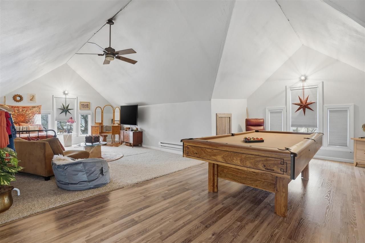 1106 E Van Buren Street Washington IA 52353