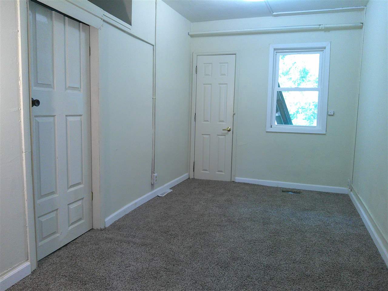 1009 Highland Avenue Iowa City IA 52240