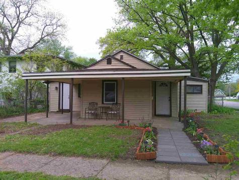 1009 Highland Avenue Iowa City IA 52240