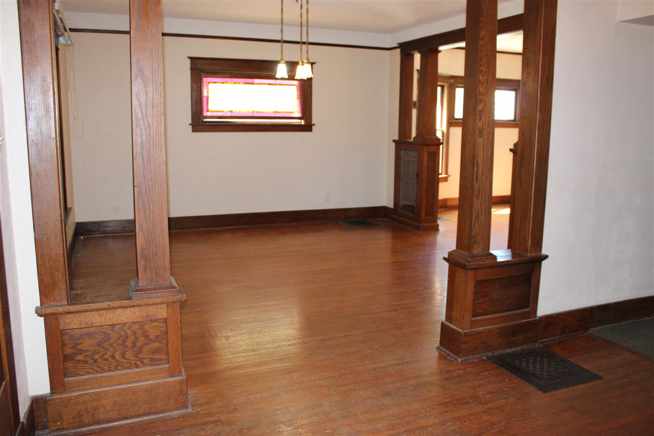 216 S College Street North English IA 52316