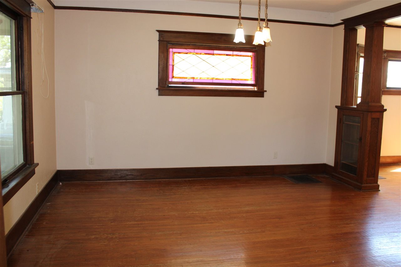216 S College Street North English IA 52316