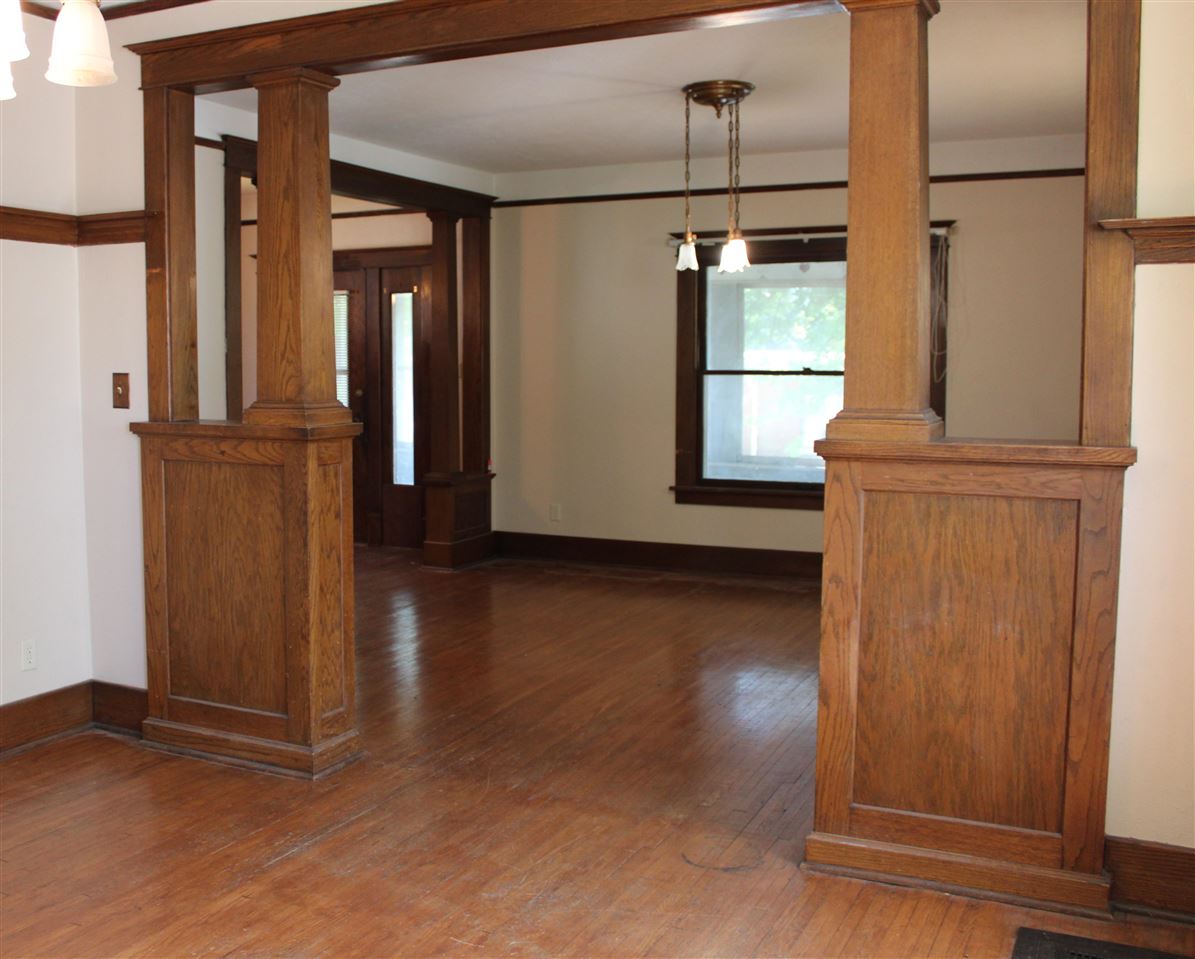 216 S College Street North English IA 52316