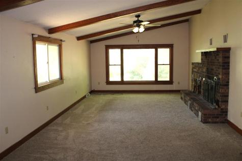 216 S College Street North English IA 52316