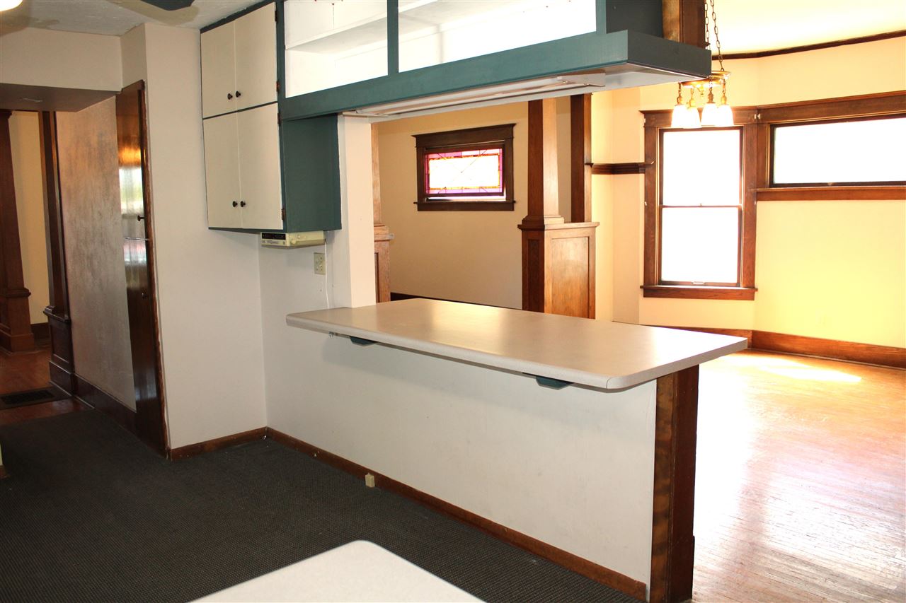 216 S College Street North English IA 52316