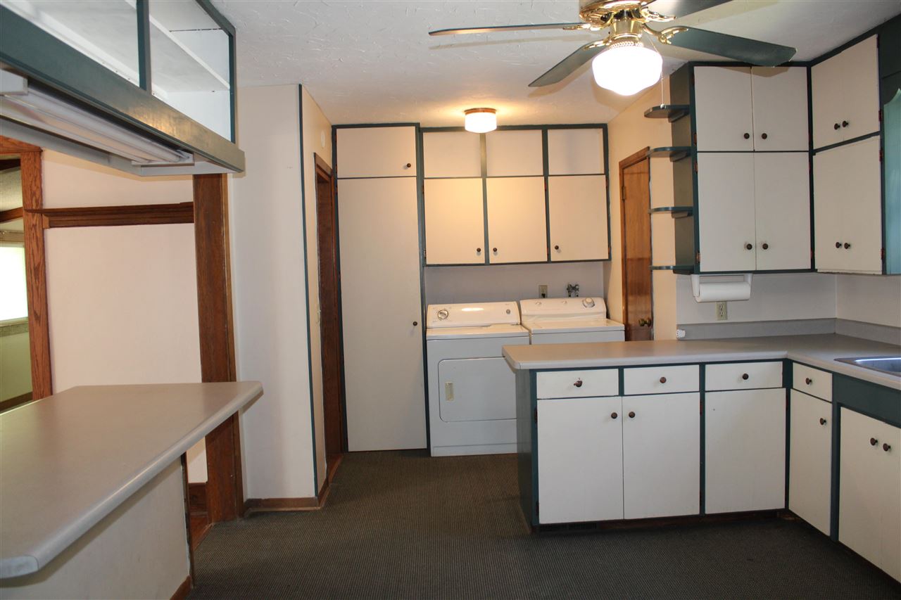 216 S College Street North English IA 52316