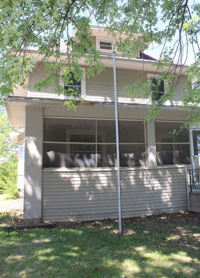 216 S College Street North English IA 52316