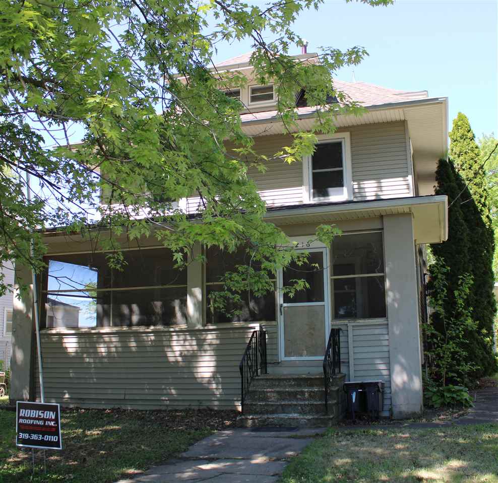 216 S College Street North English IA 52316
