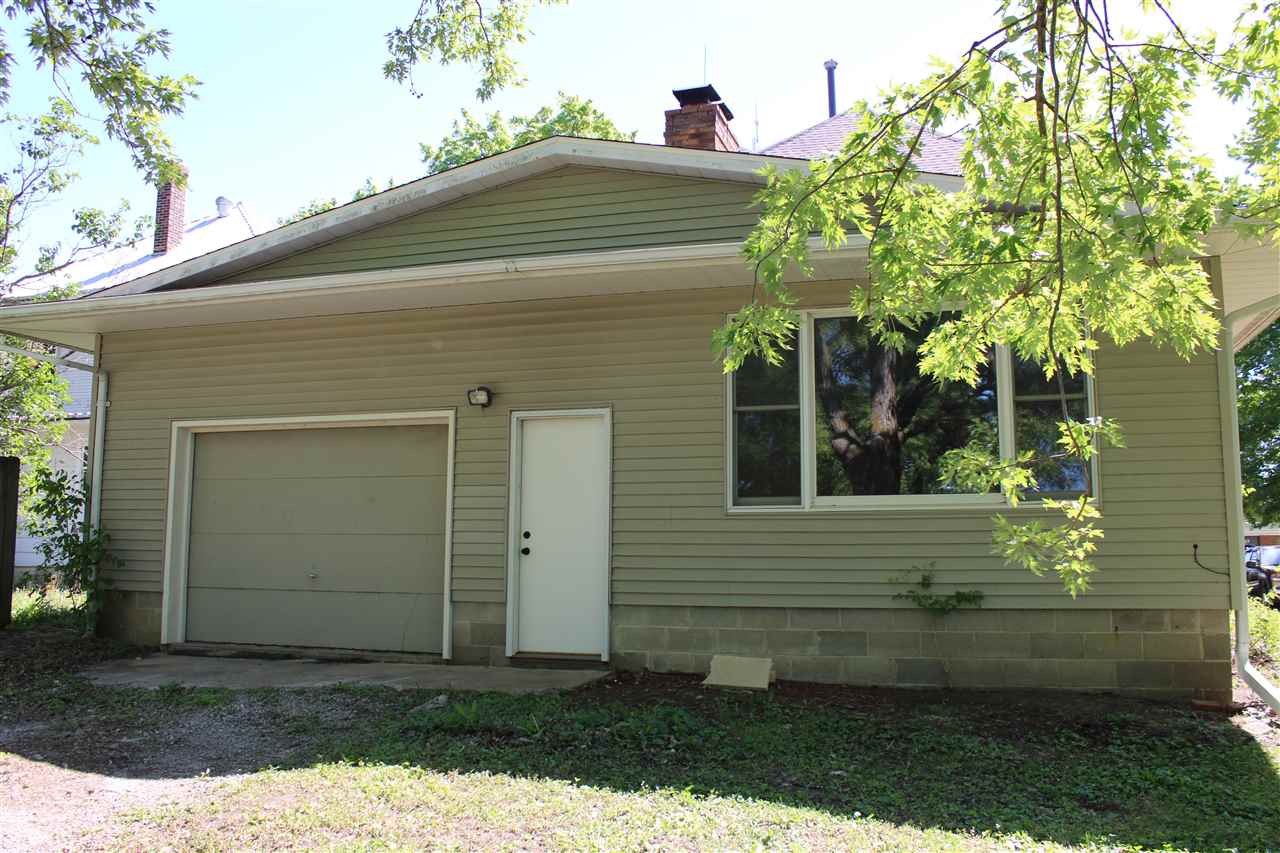 216 S College Street North English IA 52316