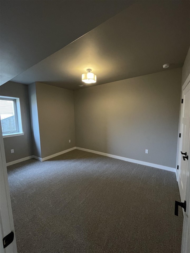 262 Chadwick Lane Iowa City IA 52245