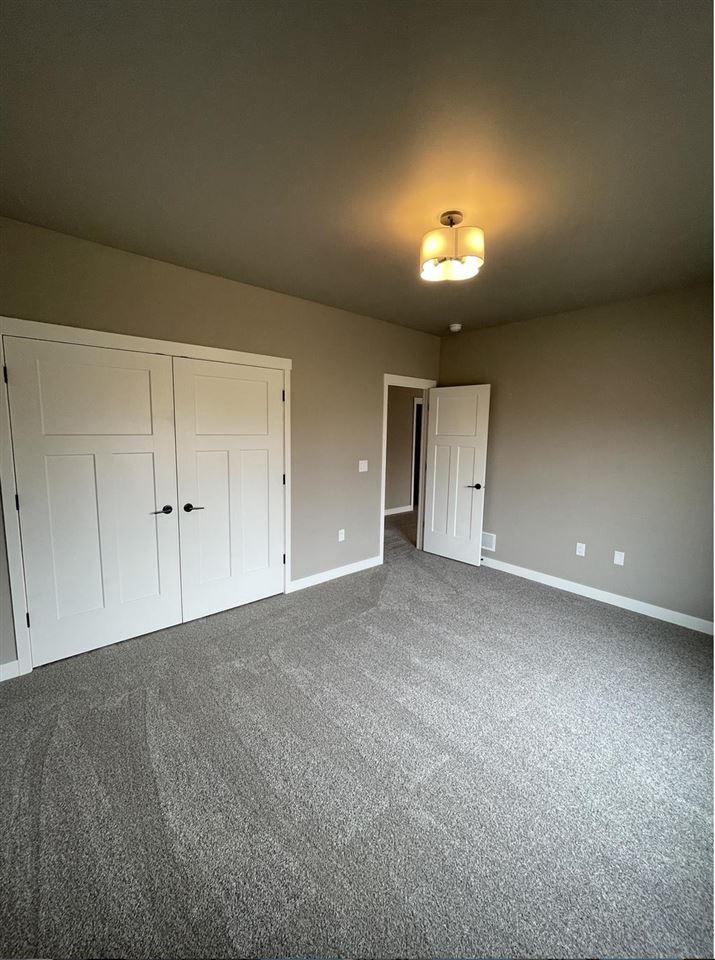 262 Chadwick Lane Iowa City IA 52245