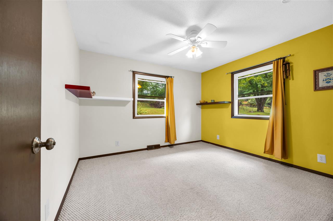 2623 Westwood Drive Cedar Rapids IA 52405