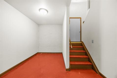 2623 Westwood Drive Cedar Rapids IA 52405