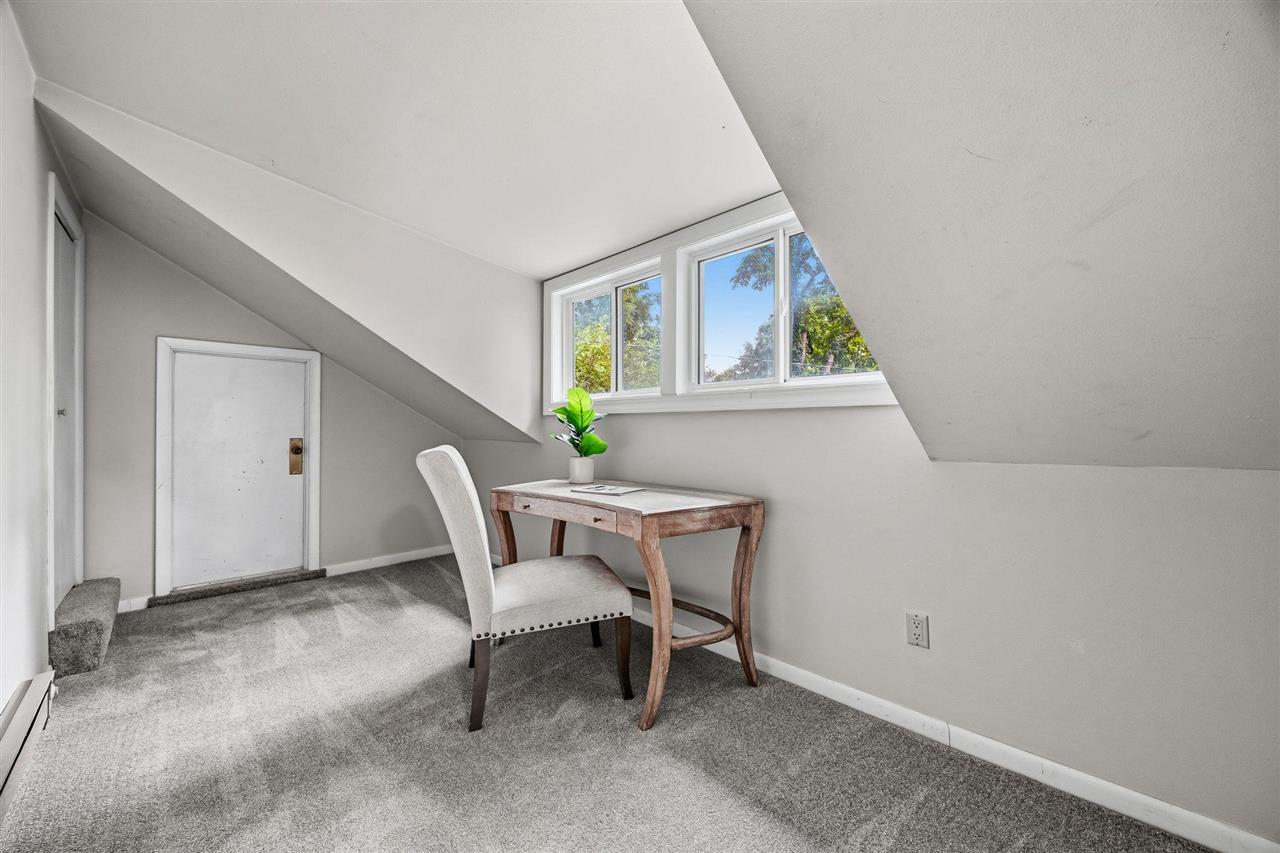 1217 Friendly Avenue Iowa City IA 52240