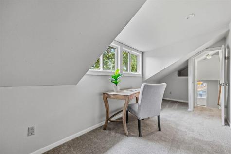1217 Friendly Avenue Iowa City IA 52240