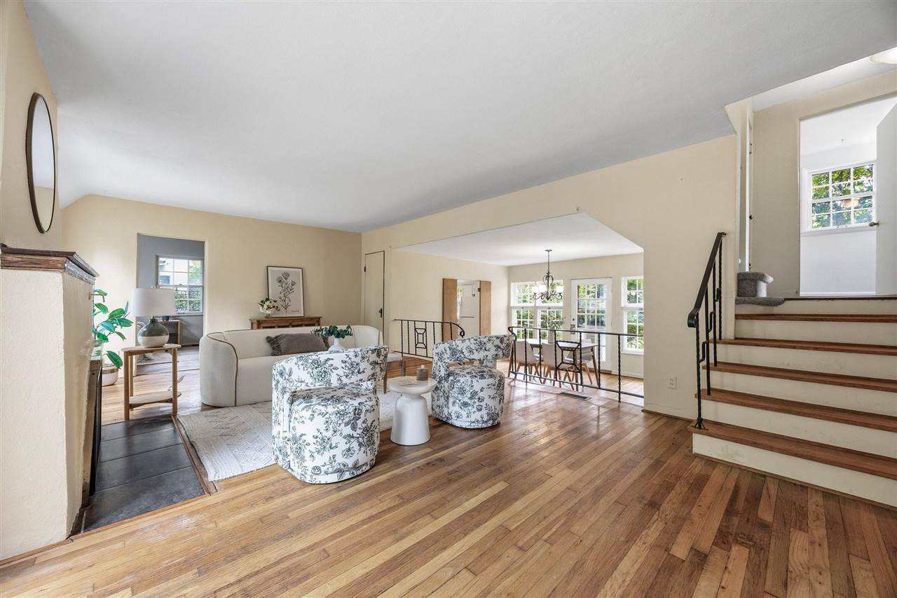 1217 Friendly Avenue Iowa City IA 52240
