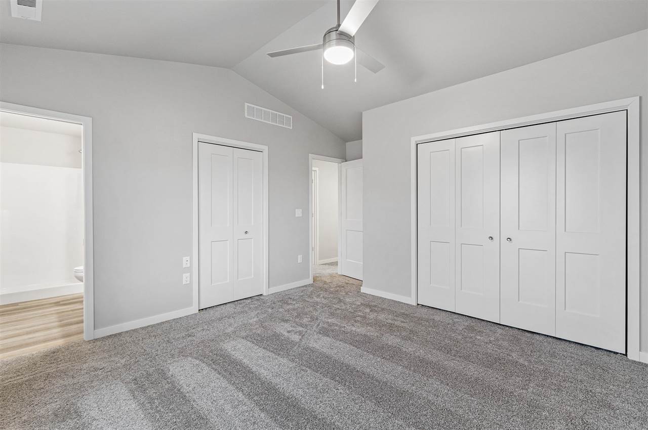 1407 Winterberry Lane North Liberty IA 52317