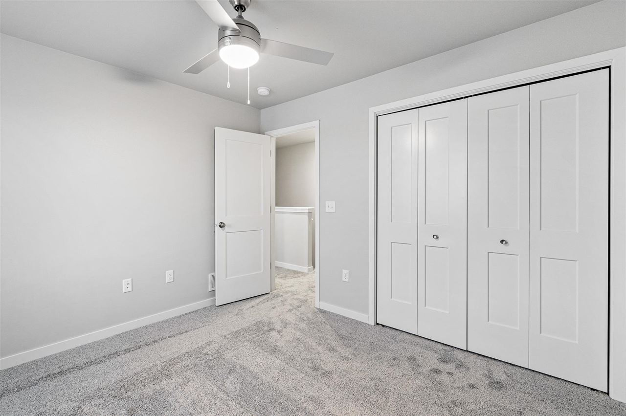 1407 Winterberry Lane North Liberty IA 52317