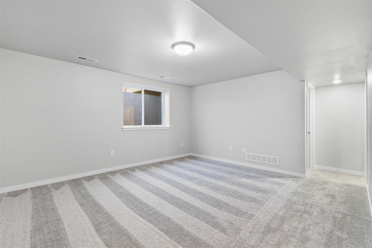 1407 Winterberry Lane North Liberty IA 52317