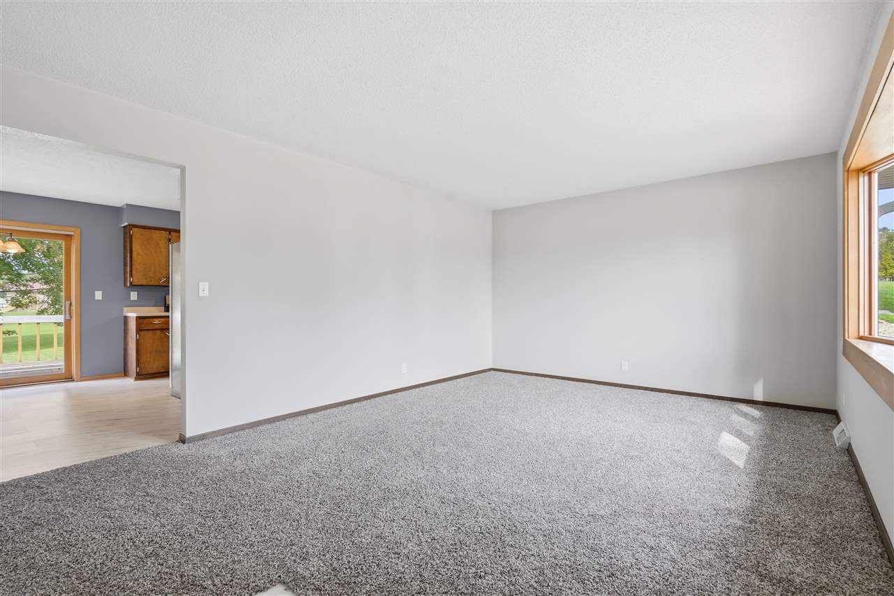 824 29th Street NW Cedar Rapids IA 52405