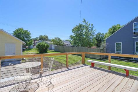 802 S Iowa Washington IA 52353
