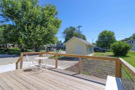 802 S Iowa Washington IA 52353