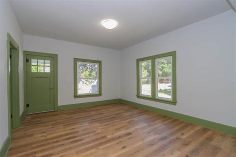 802 S Iowa Washington IA 52353