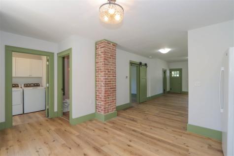 802 S Iowa Washington IA 52353