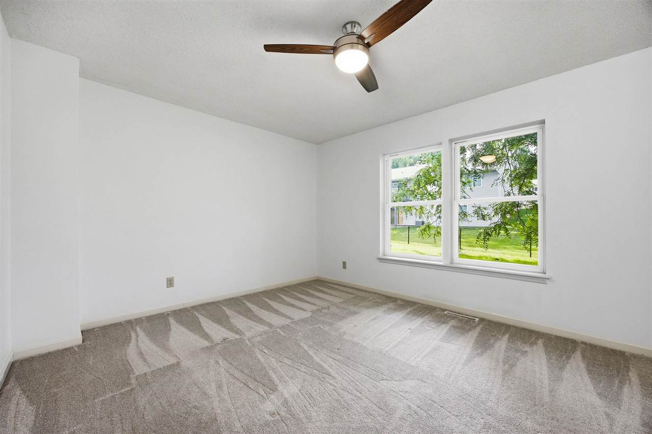 325 Hillview Drive Marion IA 52302