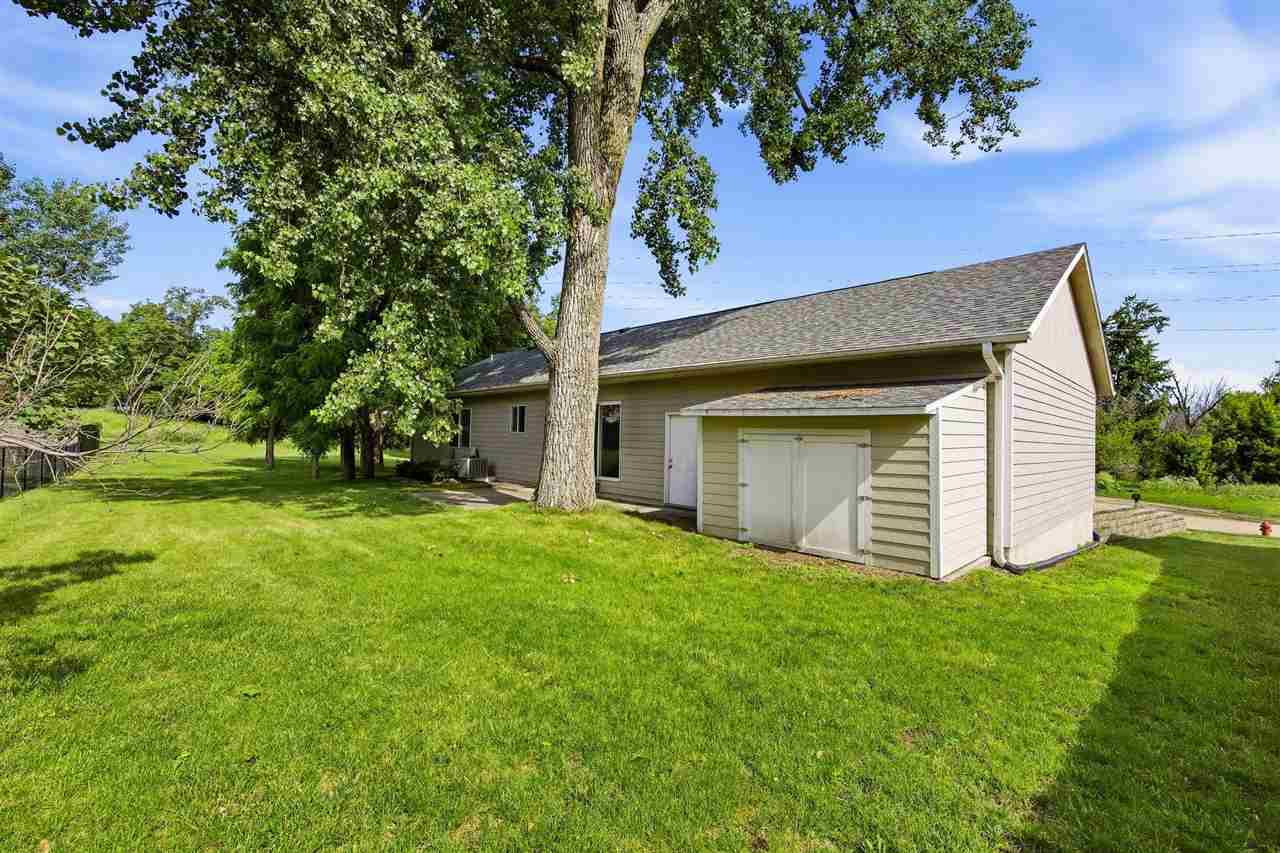 325 Hillview Drive Marion IA 52302