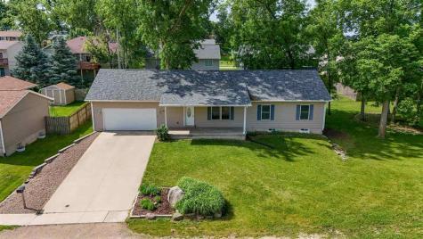 325 Hillview Drive Marion IA 52302