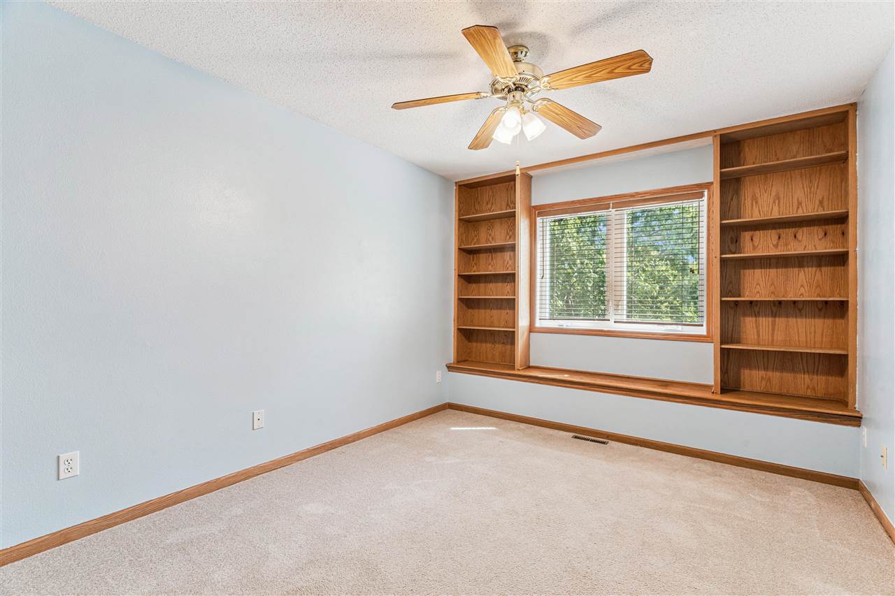 701 Chestnut Court Iowa City IA 52240