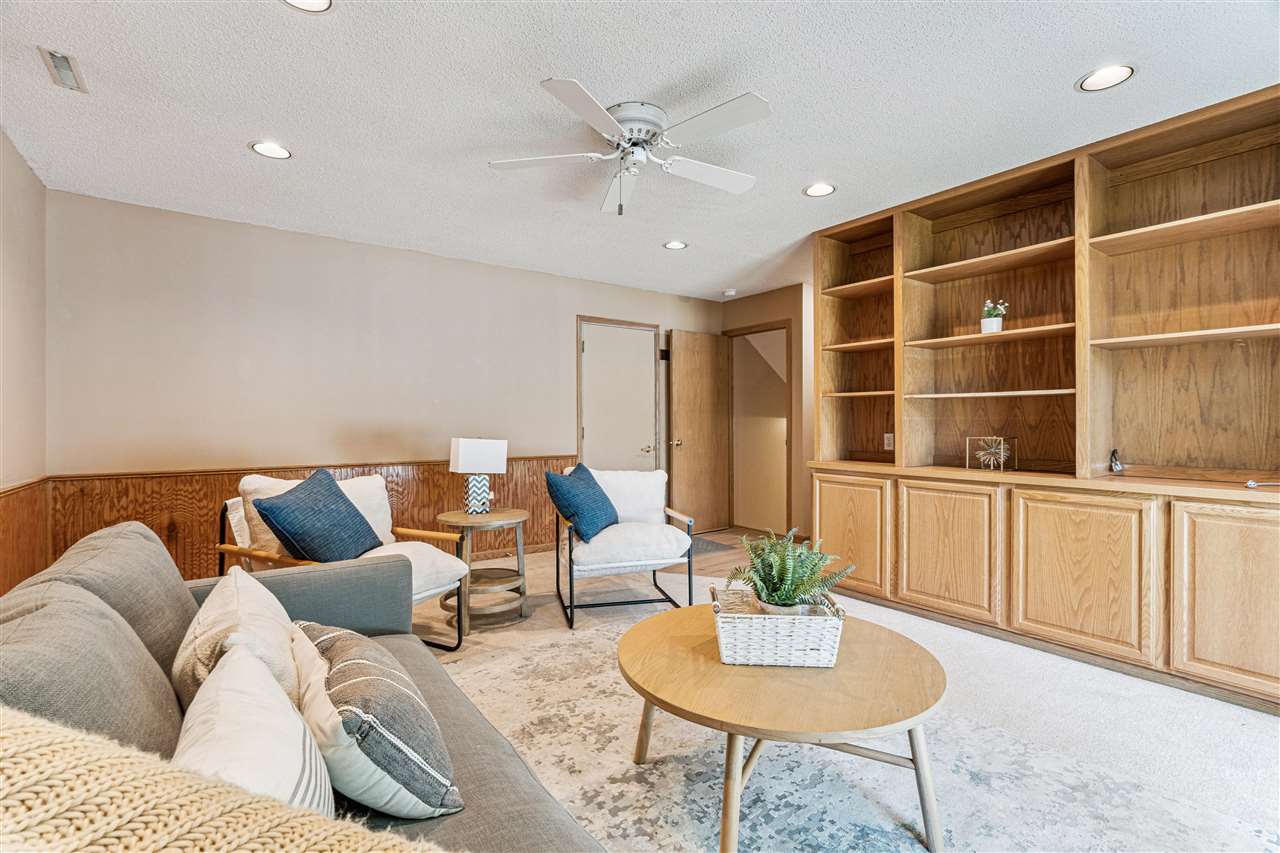 701 Chestnut Court Iowa City IA 52240