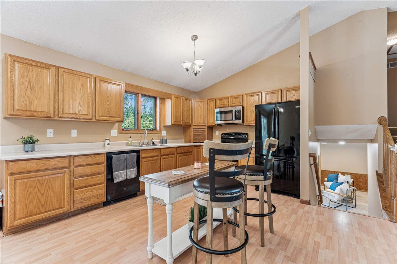 701 Chestnut Court Iowa City IA 52240