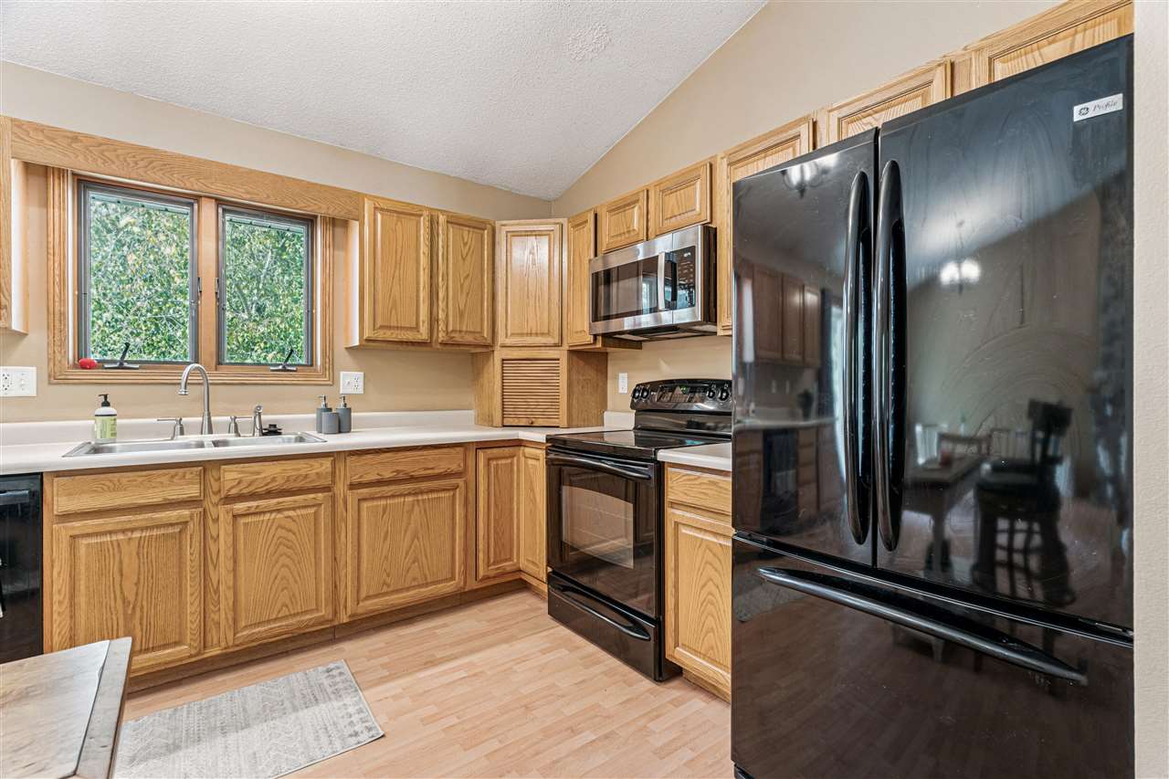 701 Chestnut Court Iowa City IA 52240